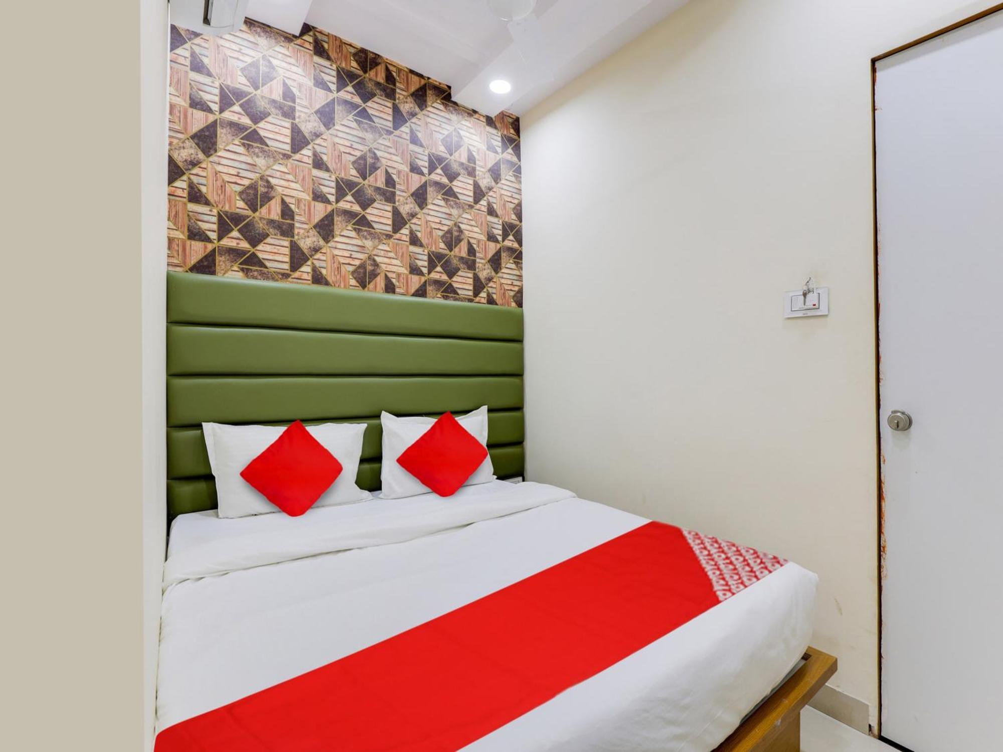 Hotel O Kb Villa Ahmedabad Ngoại thất bức ảnh